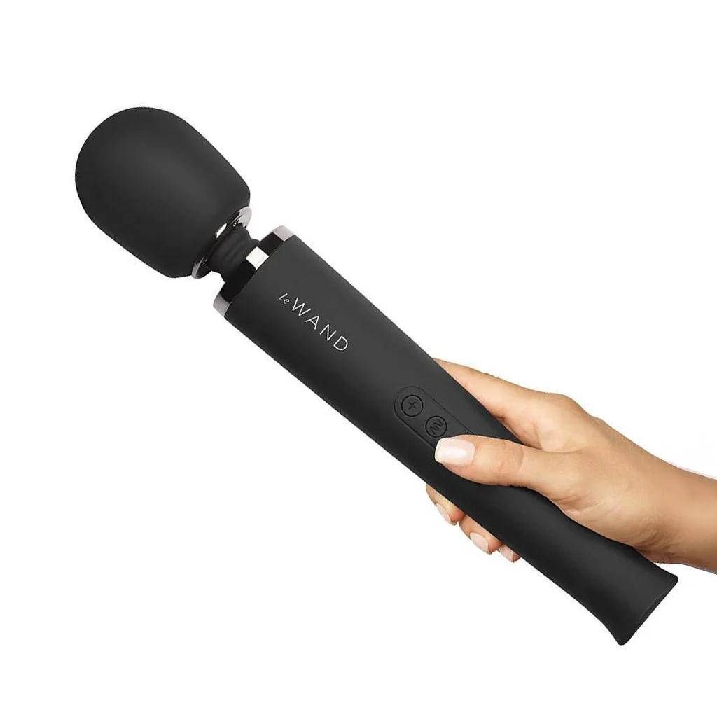 Le Wand Rechargeable Vibrating Massager - Image 5