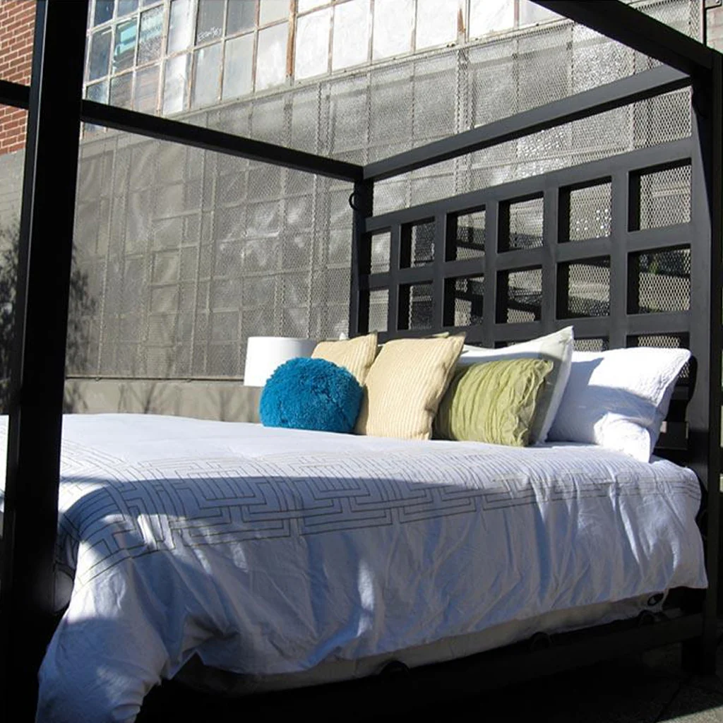 The Dore Alley Dungeon Bed - Image 3